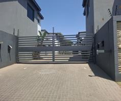 Townhouse for sale in Edendale