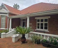 House for sale in Egerton