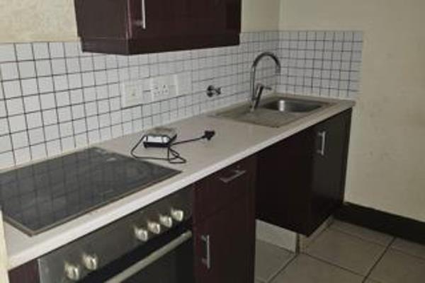 It&#39;s a bachelor unit consisting of separate kitchen, 1 bathroom &amp; toilet, bed area that can accommodate a double bed and 2 ...