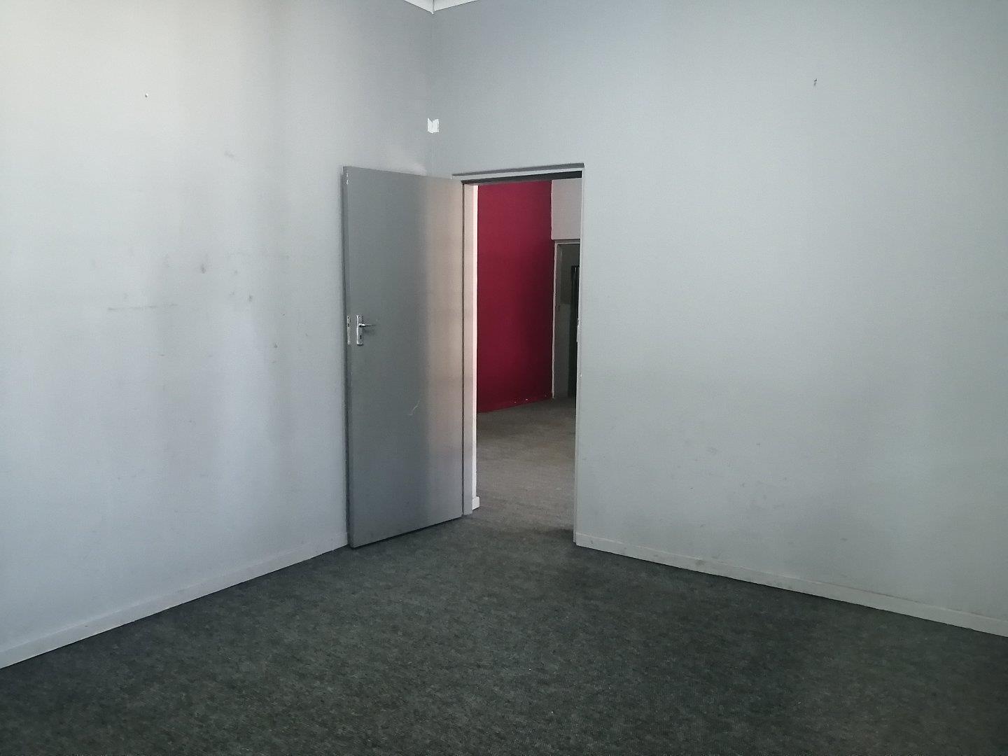 Commercial Property to Rent in Witbank Central
