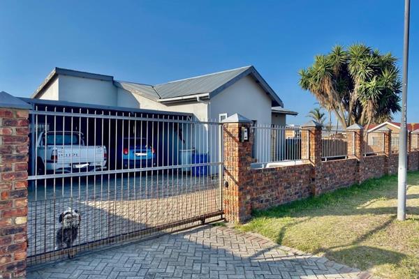 This spacious home offers 4 bedrooms with built-in cupboards, lounge, dining room, entertainment area with indoor braai, full bathroom ...