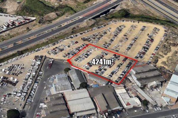 4241m2  Vacant Industrial Zoned Land TO LET in Stikland Industrial.

This site has ...