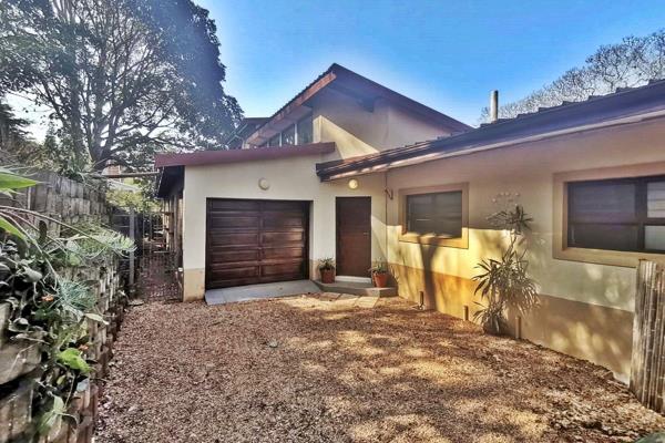 VIEW BY APPOINTMENT - OCTOBER 20th - 14:00 to 16:30

Location: Kloof, KwaZulu-Natal
Key Features:
•	3 Bedrooms (2 on the ground floor ...