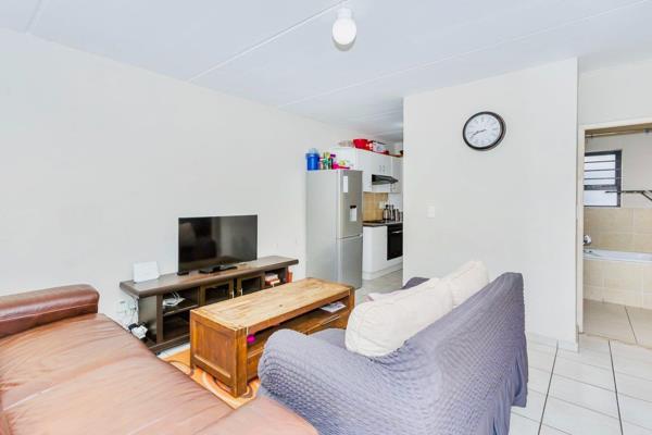 Sole mandate

why rent a ground floor when you can own it?

This charming two-bedroom, one-bathroom ground floor apartment comes ...