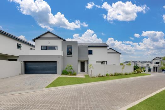 3 Bedroom House for sale in Fourways