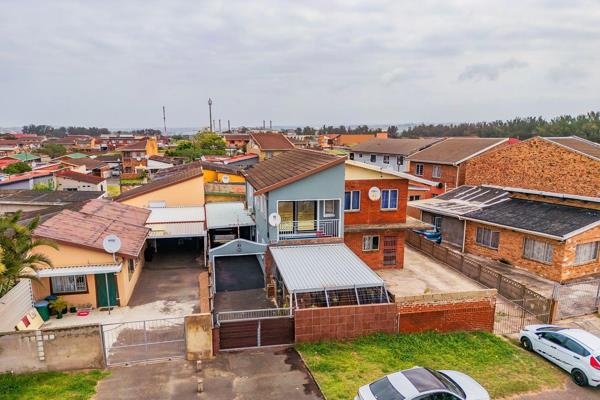 Situated in a tranquil suburb in Merewent South, this semi-detached double-story family home is a hidden gem that awaits your ...