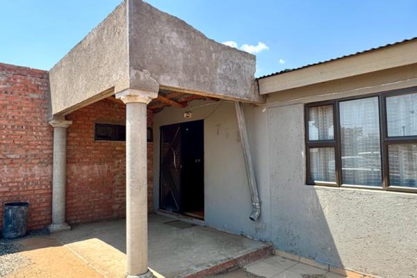 Nestled in a popular area of Galeshewe, this property offers a fantastic opportunity for ...