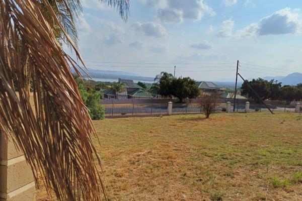 SOLE AND EXCLUSIVE MANDATE

680 sqm vacant land in prime location in the sought after Kosmos Ridge estate.

Kosmos Ridge is a ...