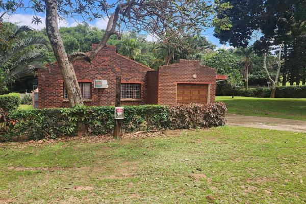 SOLE AND EXCLUSIVE MANDATE TO RE/MAX COAST AND COUNTRY - Situated in a tranquil area of ...