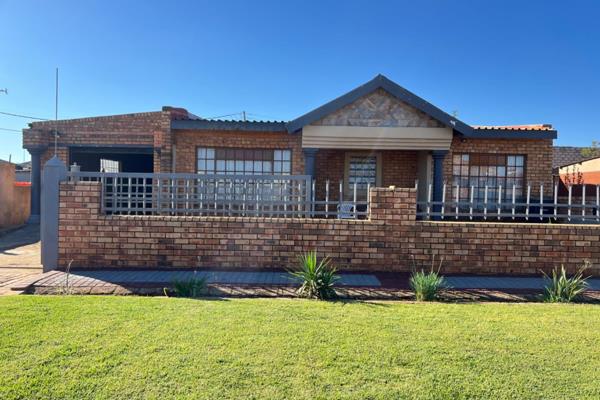 This house is situated at Zithobeni Ext2, a township situated in Gauteng, South Africa, just north of Bronkhortstspruit.

The ...