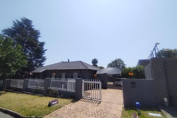 Exceptional Family Home with Pool and Bachelor Pad in Edenvale

Discover this stunning residence featuring 4 spacious bedrooms ...