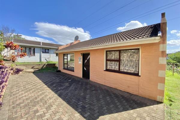 Dual Mandate 

A charming 3-Bedroom Starter Home in Newlands West – Perfect for First-Time Buyers! 

Are you ready to take the ...