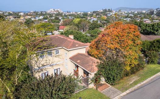 4 Bedroom House for sale in Lower Robberg