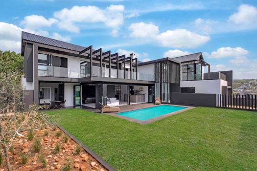 5 Bedroom House for sale in Helderfontein Estate