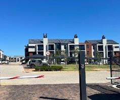 Apartment / Flat for sale in Vredekloof Heights