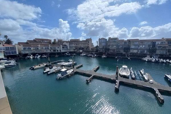 Escape to this breathtaking 3-bedroom apartment, perfectly located right on the water. Enjoy magnificent views of the harbour and ocean ...