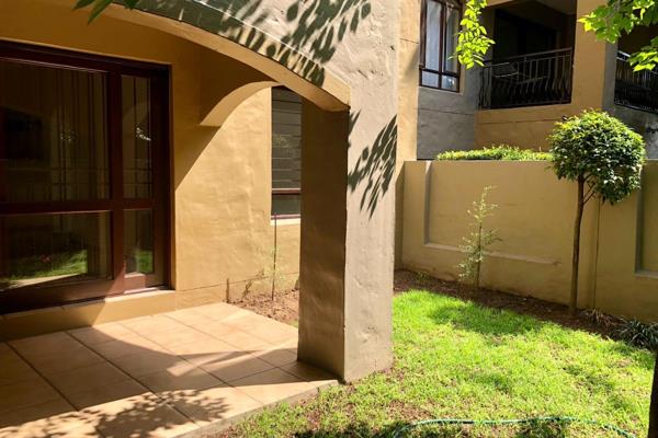 This neat, well positioned, 1 bedroom garden apartment is for rent in a popular Lonehill complex. The bedroom overlooks the garden, has ...