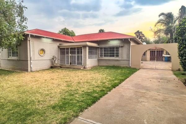 This inviting home offers comfort and versatility with 3 spacious bedrooms, 1 bathroom, and a large kitchen perfect for family ...