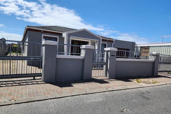 Discover this spacious 4-bedroom house for sale in the desirable Bongweni area. This property offers a well-appointed kitchen with ...