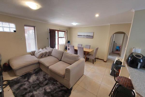 Attention All Tenants Seeking a 3-Month Rental!!!

Welcome to your temporary sanctuary in the sought-after neighborhood of Rondebosch ...