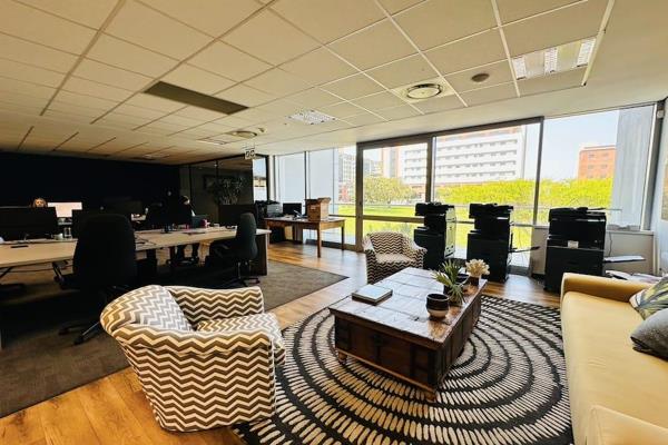 Trendy office in modern building to lease!

This stylish office is located on the first ...