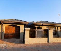 House for sale in African Jewel