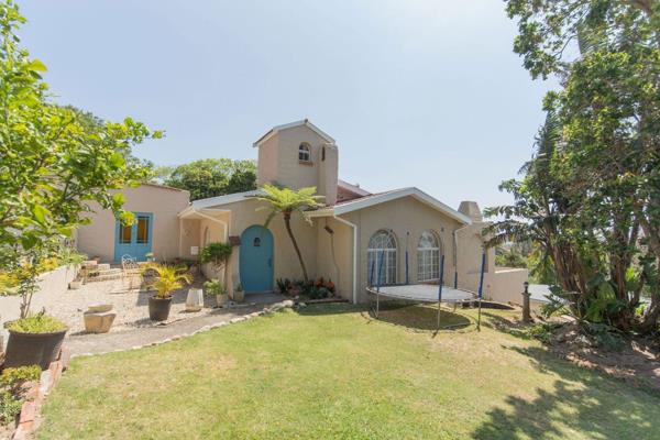 Nestled in the lee of the hill, this stunning Mediterranean-style family home offers a unique blend of comfort and style. Boasting 3 ...