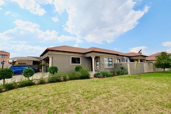 Welcome to your dream home in the serene Oaklane Estate, Brakpan! This stunning ...