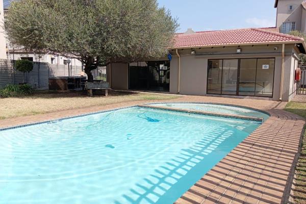 This nice three bedrooms and one bath apartment is situated in a complex called Eden Terrace in Eden Glen. 
In Edenvale suburb, very ...