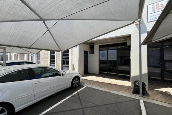 This office unit is situated in a 24-hour security complex close to Koeberg Road. This unit has a reception, 4 offices of varying sizes ...