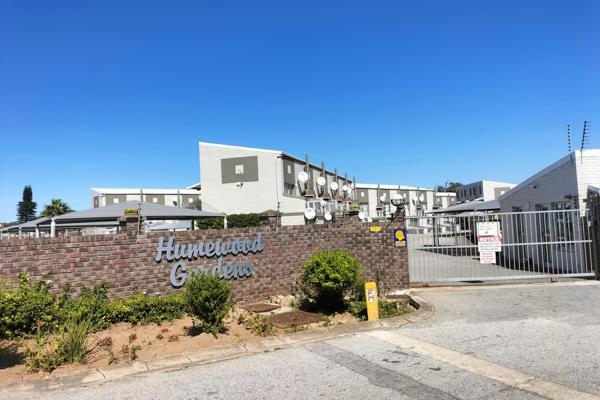 Loft apartment in popular Humewood Gardens - Water included!

This unit boast open plan ...