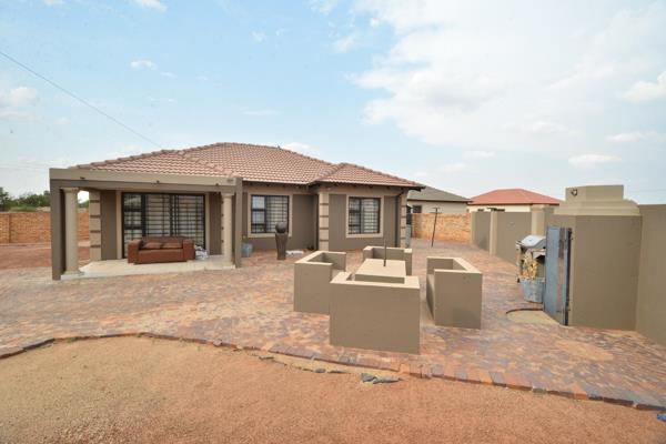 This beautifully designed 3-bedroom home, situated on a generous 469 m&#178; corner ...