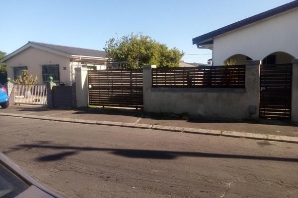 This secure 4 bedroom house, offer 3 big bedrooms, spacious lounge and dining area, full ...