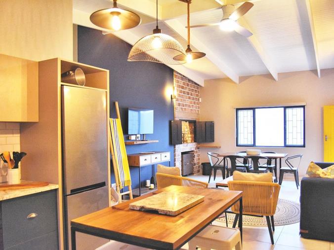 Commercial Property for Sale in Henties Bay Central