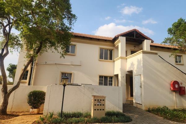 This compact 2-bedroom first floor apartment in the safe and secure Country view estate ...