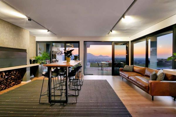 Perched high on the slopes of Tygerberg Hills, this home isn’t just about luxury—it’s about waking up every day to some of the best ...