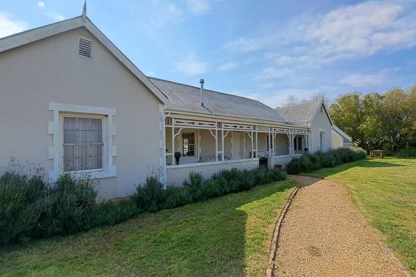 EXCLUSIVE MANDATE:

Find your perfect home in this charming 1.7-hectare lifestyle property in Middelplaas, near the small town of De ...