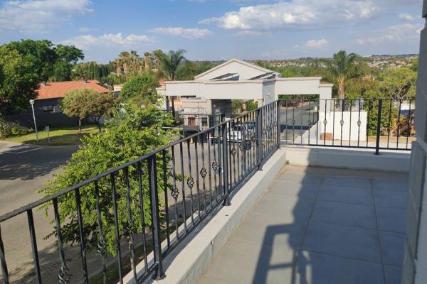 Welcome home 

Charming 3 bedroom family home available in Kyalami. Downstairs, this home boasts  a living room and dining area with ...