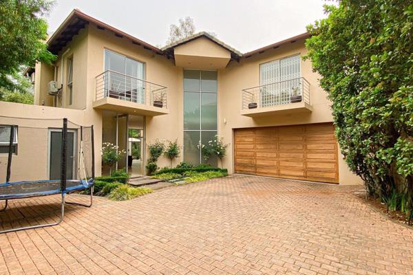 Modernized, contemporary, elegant four bedroom cluster home in a quiet small estate in Woodmead.

If nature is important to you, and ...