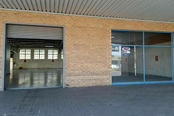 This commercial property in Gezina, Pretoria, offers a spacious area of 423m&#178; ...