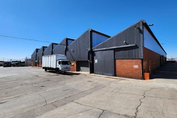 This immaculate 5,067m2 industrial warehouse is available to let in the highly ...