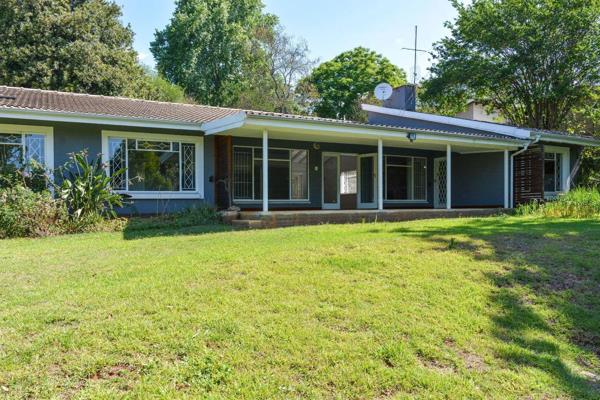 This family home is  in the Northern suburb of Athlone and is North facing with a beautiful  sparkling pool set in the lush garden.   ...