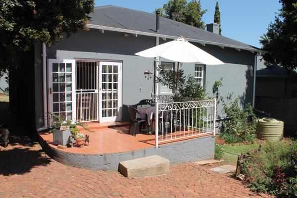 Discover your new home in this delightful 3-bedroom, 2-bathroom property, ideally located near Jeppe Girls School, making it perfect ...