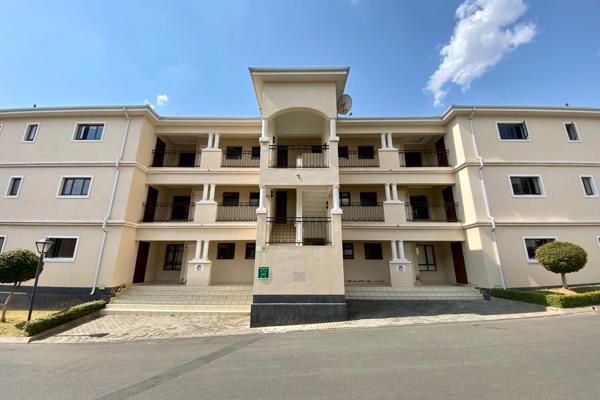 Beautiful first floor apartment in a safe and secure estate next to Spark Carlswald ...