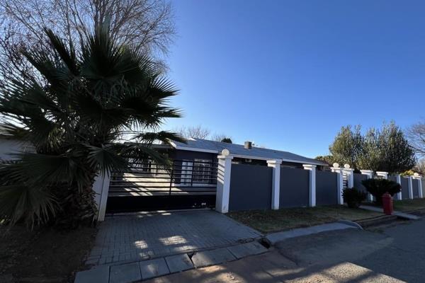 ONLINE AUCTION - 15 READING STREET, PARYS
Now open to accept offers/bids and closes 30th ...