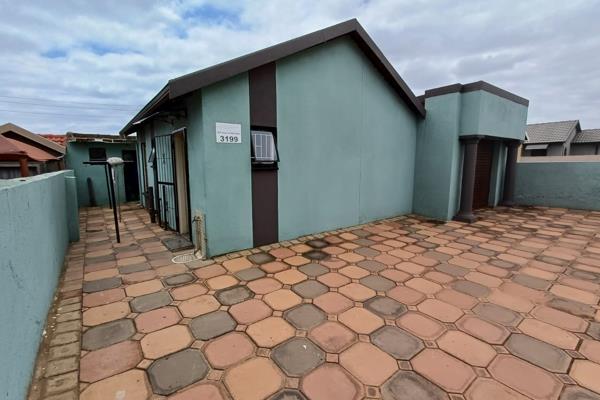 This is your dream house in a good, quiet location in Mamelodi East. We&#39;ll manage the in-and-out movement. 

 It&#39;s a move-in ...