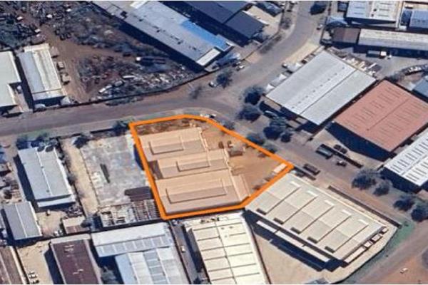 Discover the ideal industrial space you&#39;ve been searching for in the highly sought-after hub of Wadeville, Gauteng! This impressive ...