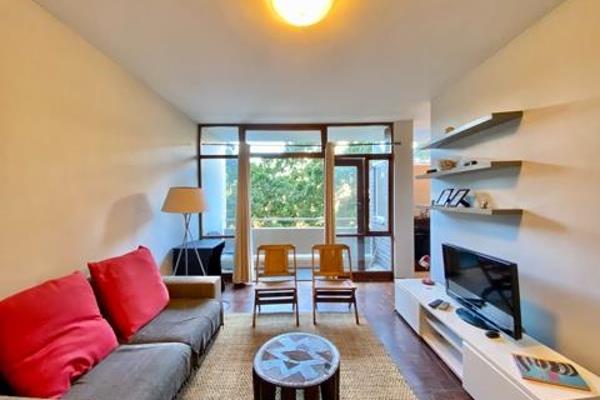 Exclusive Sole mandate
Studio city centre apartment for sale.

Cosy studio furnished apartment available. Original parquet ...