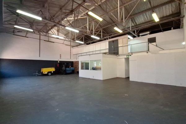 Located in the industrial hub of Robertville, Roodepoort, this 355-square-meter ...