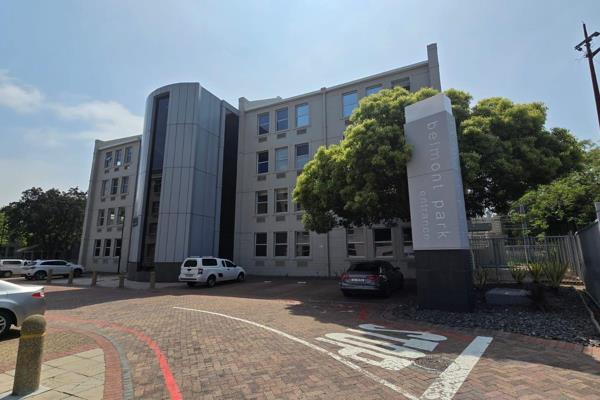 First floor office available to let within a secure office park in Rondebosch.  This is ...